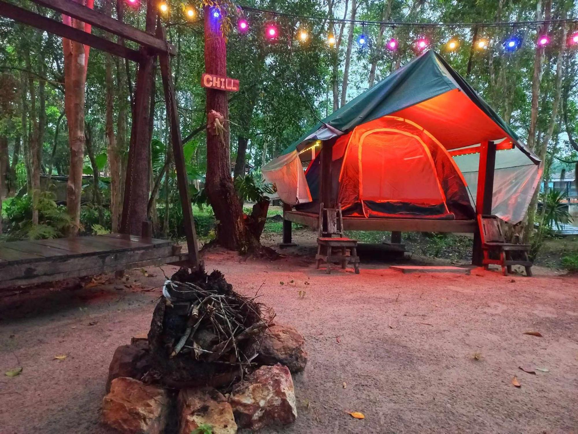 Bar Horizon Hostel Chumphon Exterior foto