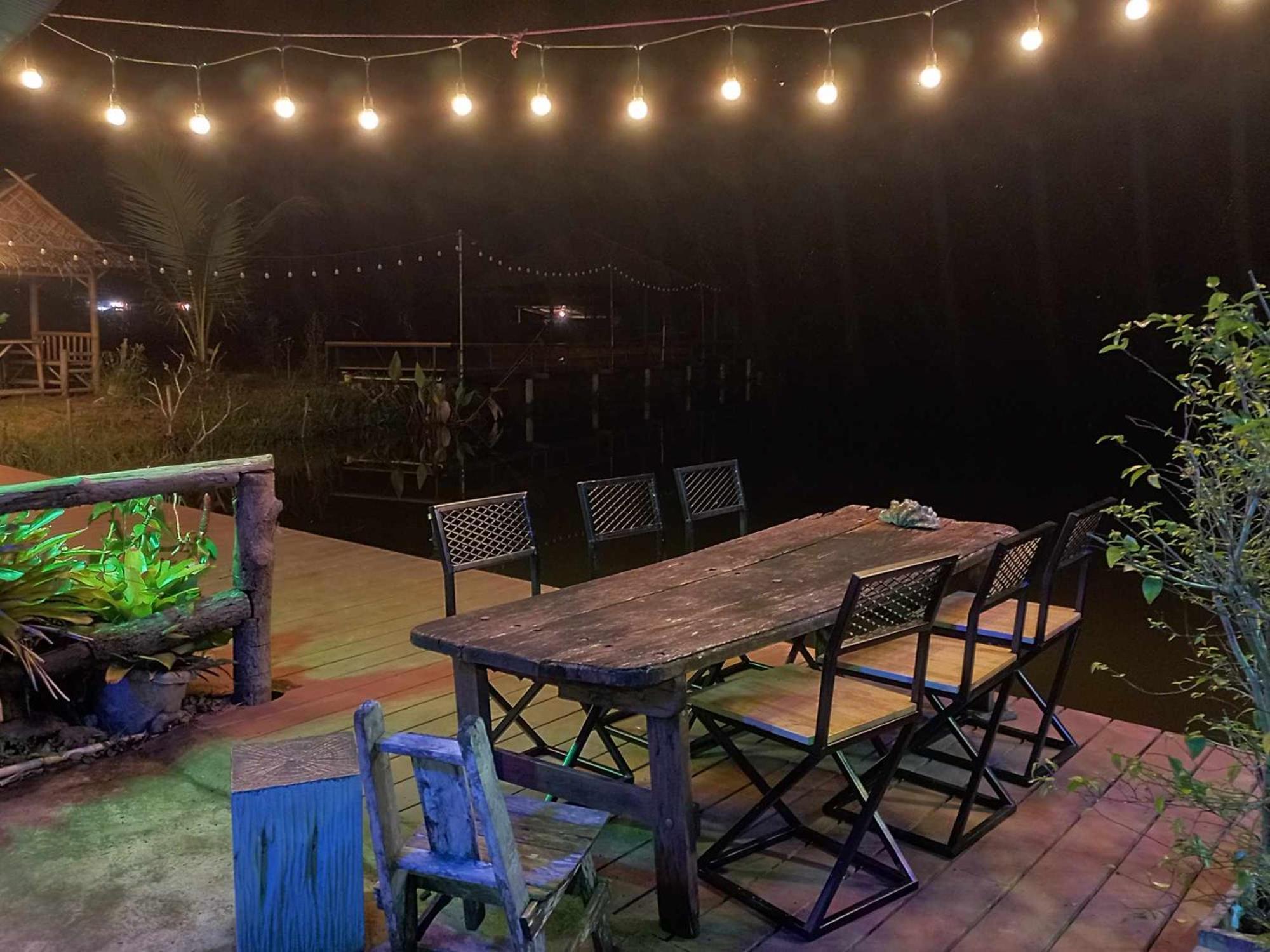 Bar Horizon Hostel Chumphon Exterior foto