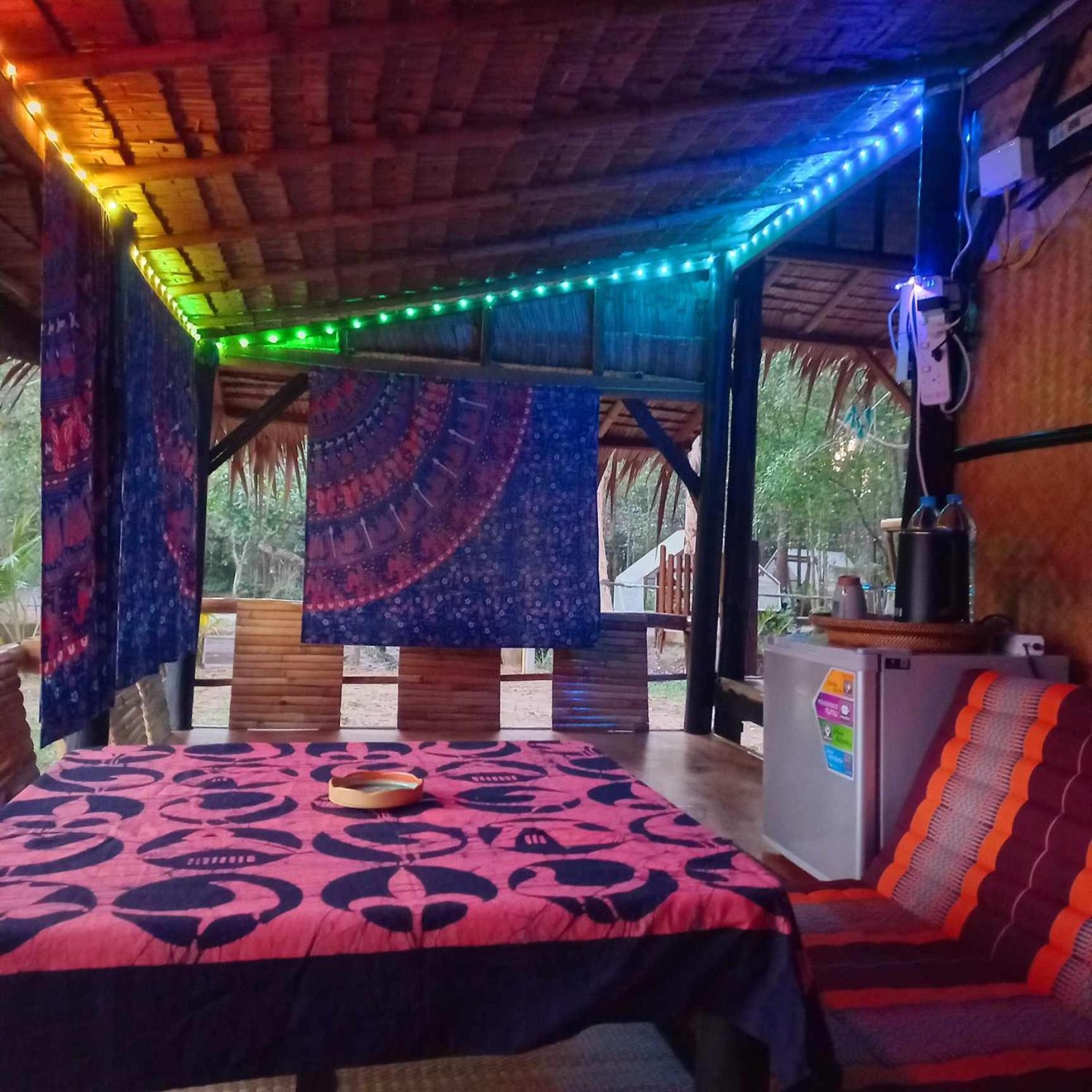 Bar Horizon Hostel Chumphon Exterior foto