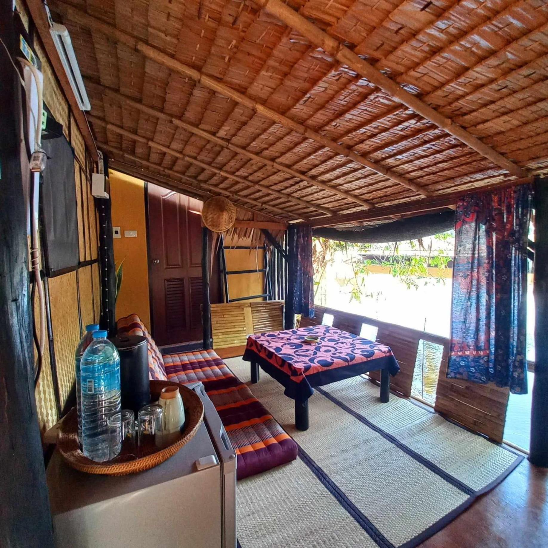 Bar Horizon Hostel Chumphon Exterior foto