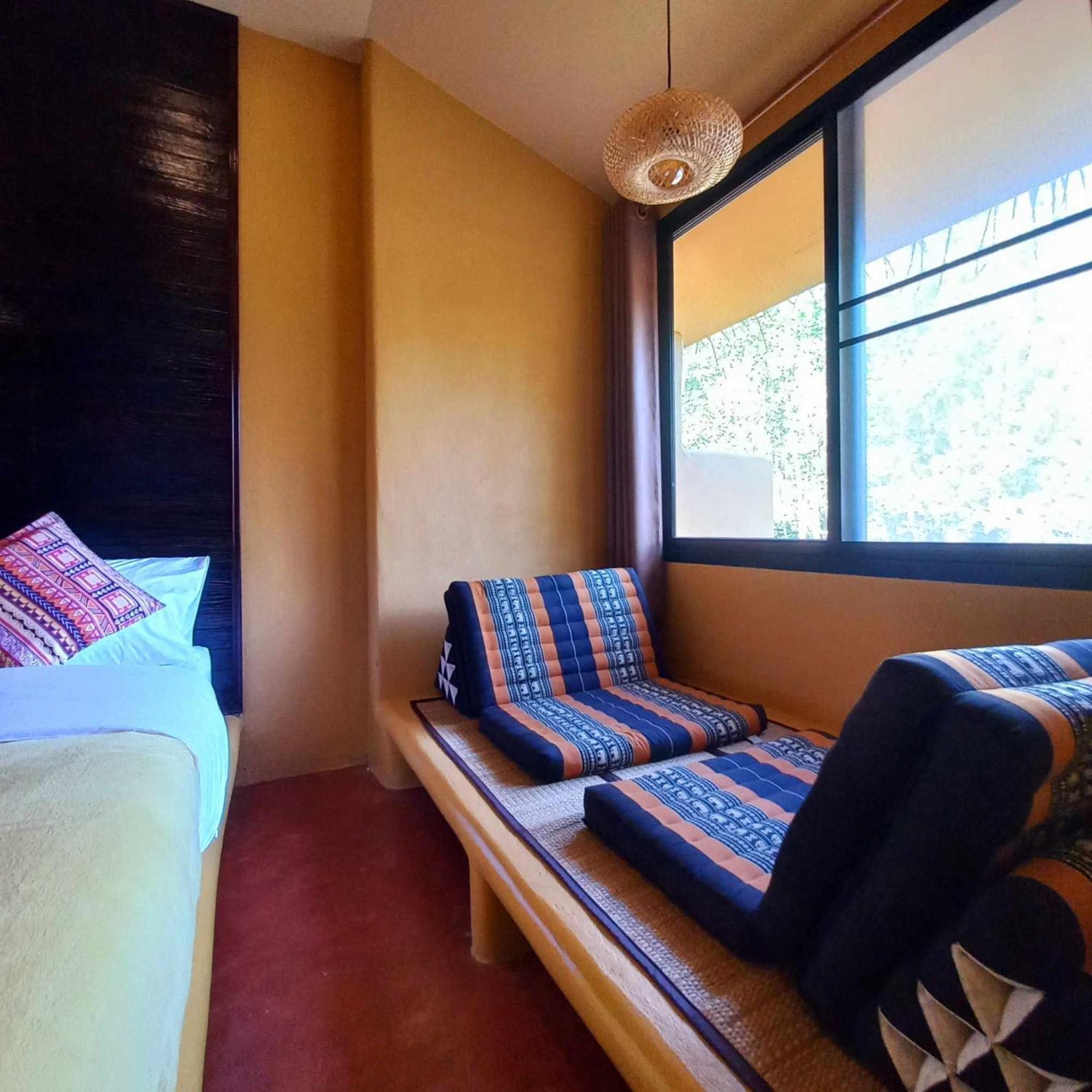 Bar Horizon Hostel Chumphon Exterior foto