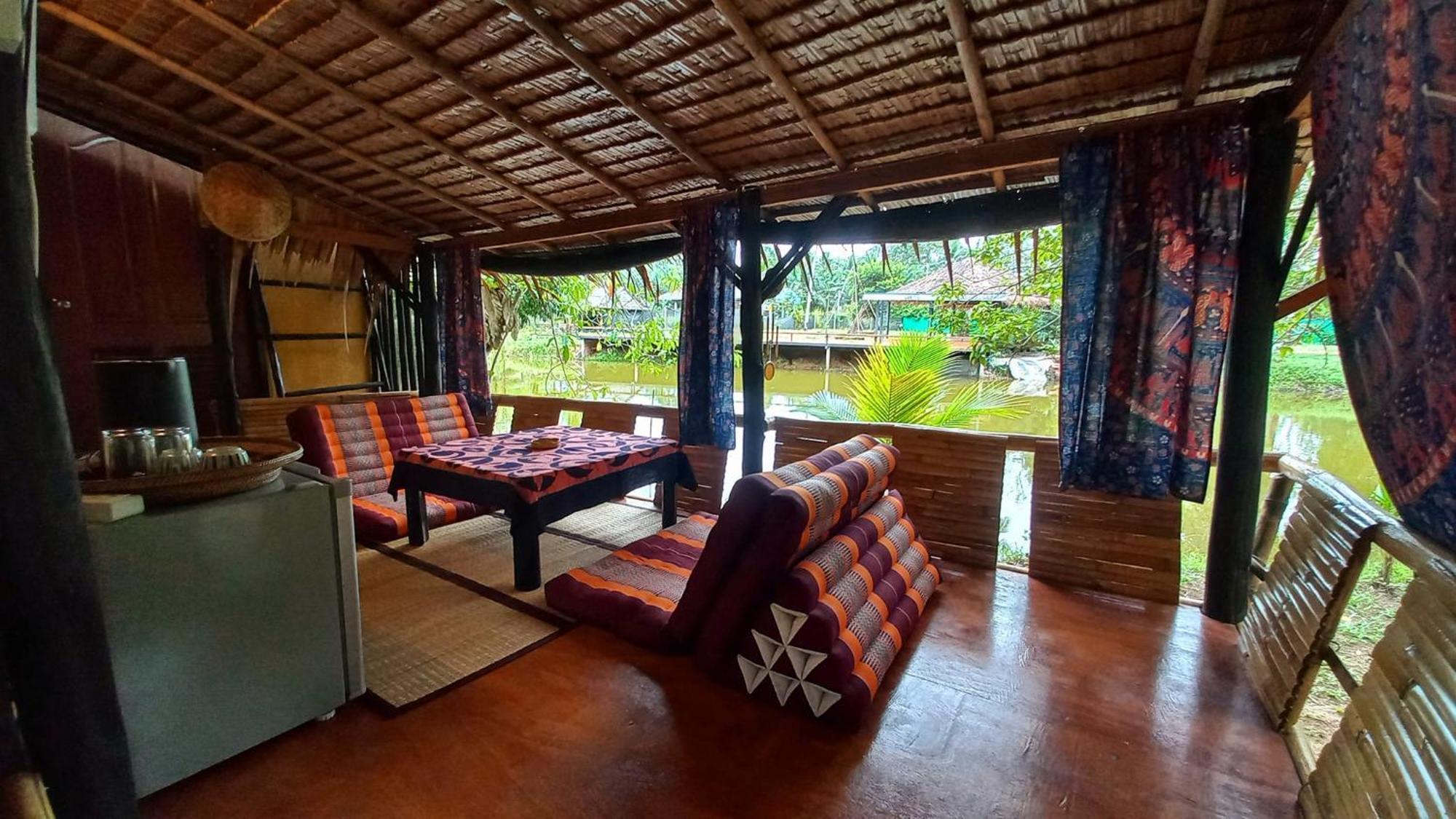 Bar Horizon Hostel Chumphon Exterior foto